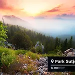 Üdülőközpont Trio Lux 4*