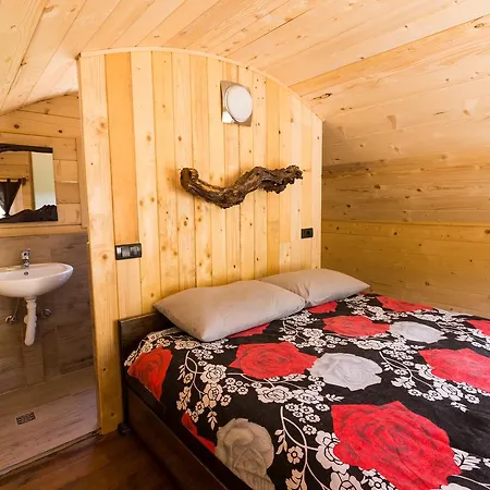 리조트 Trio Lux 4*