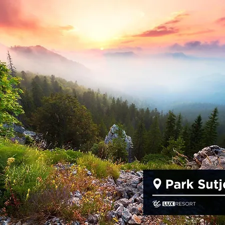 리조트 Trio Lux 4*