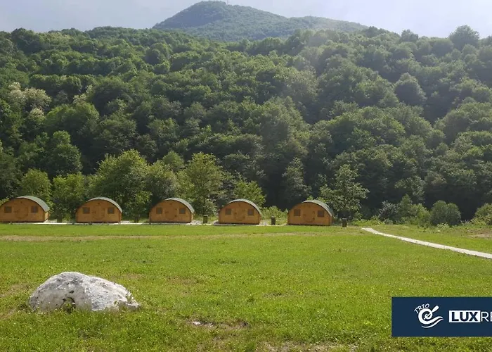 Trio Lux Semesteranläggning (resort) 4*